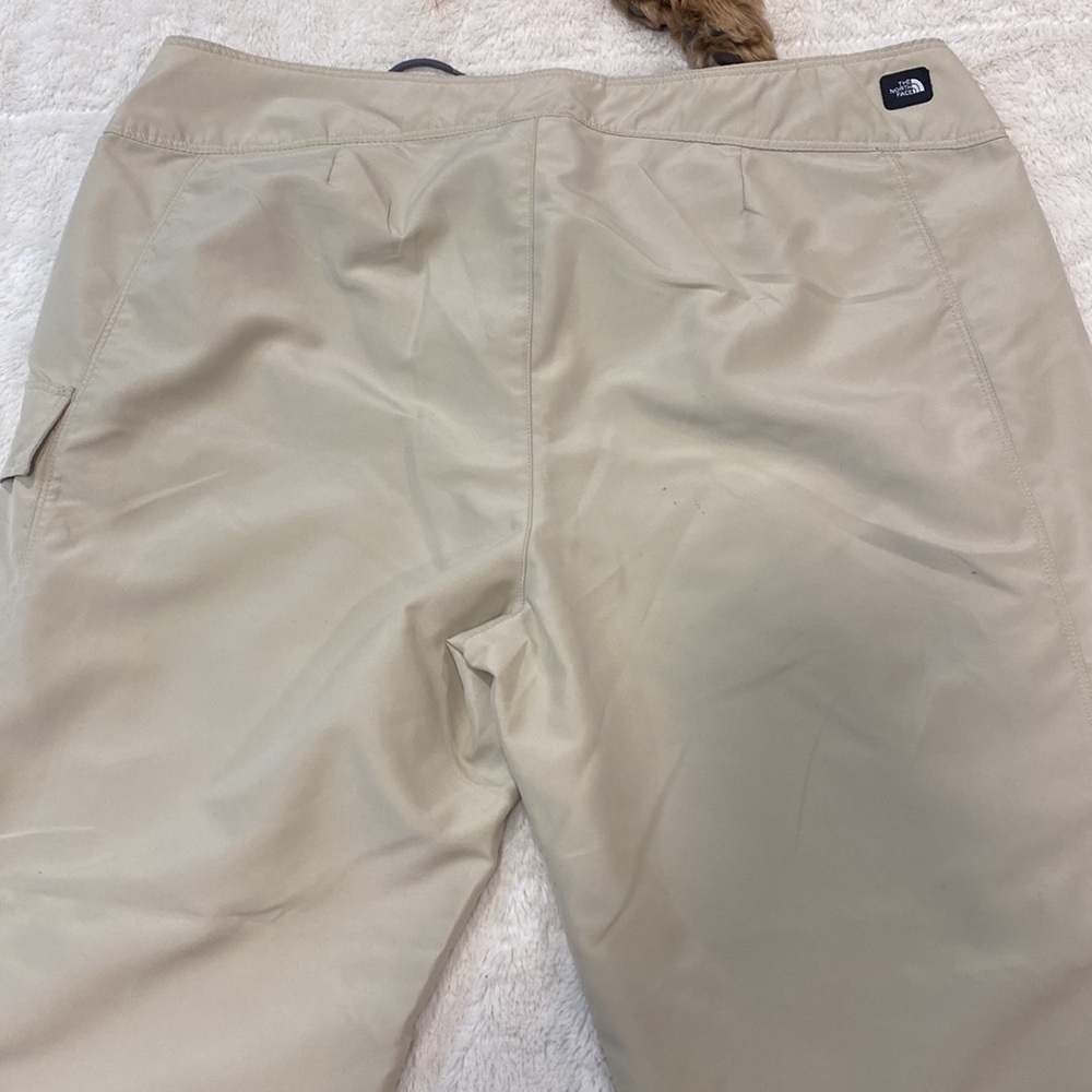 North Face Capris - Picture 3 of 7